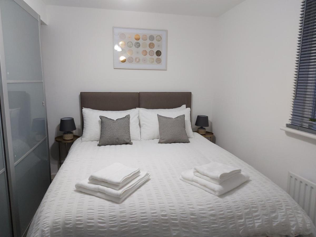 Lovely 1-Bedroom Condo With Parking On Premises Minworth Екстер'єр фото