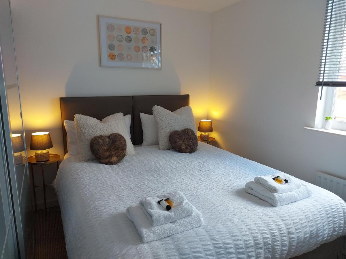 Lovely 1-Bedroom Condo With Parking On Premises Minworth Екстер'єр фото
